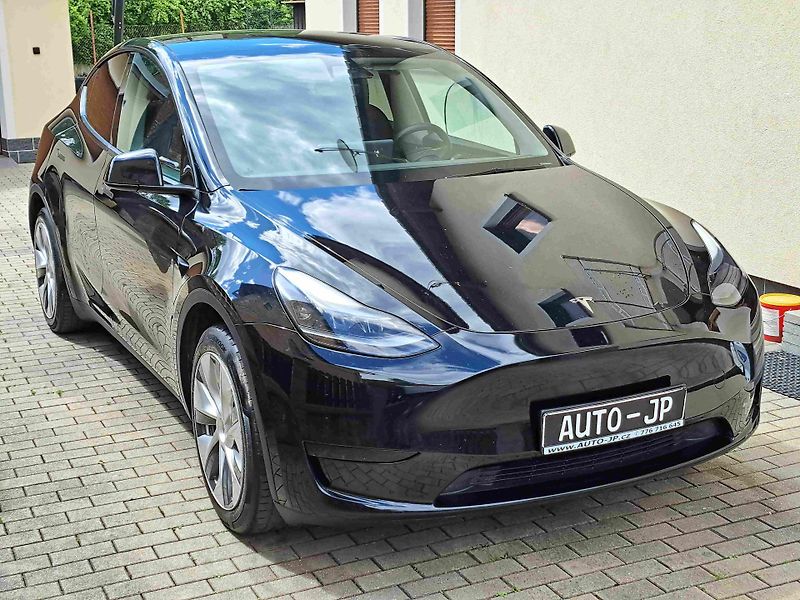 Tesla Model Y (2023) RWD 255kW Standard Rang SOH90% - fotka 2 z 17
