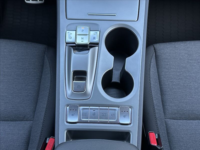 Hyundai Kona 0,0 204PS  electric CZ Edition - fotka 26 z 57