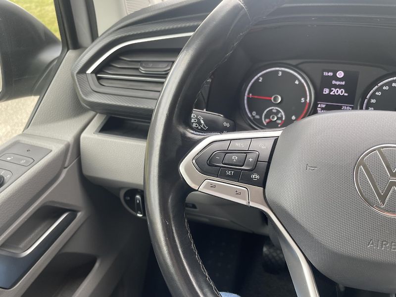 Volkswagen Transporter (2021) T6.1 2.0 TDI 110 kW - fotka 11 z 23
