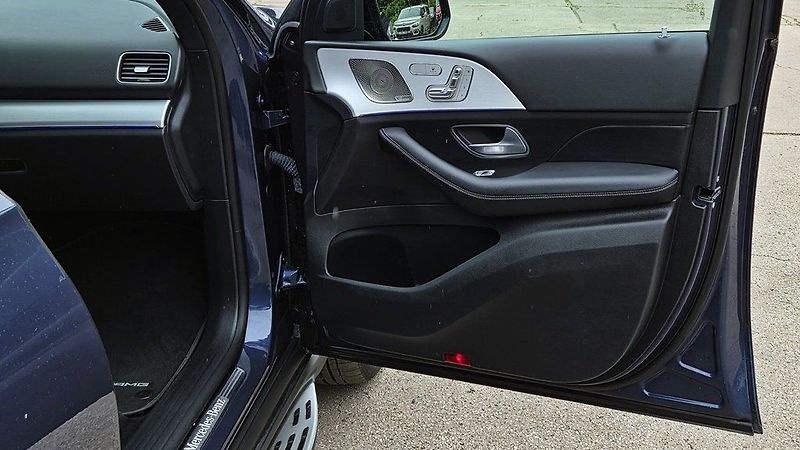 Mercedes-Benz GLE 450d 4Matic/AMG/21/ČR - fotka 15 z 25