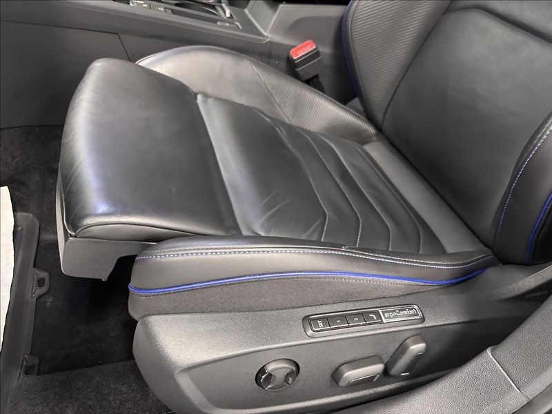 Volkswagen Arteon Shooting Brake R 2.0 TSI - fotka 14 z 22