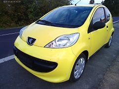 Peugeot 107 1.0i, 50 kW, nová STK - fotografie inzerátu