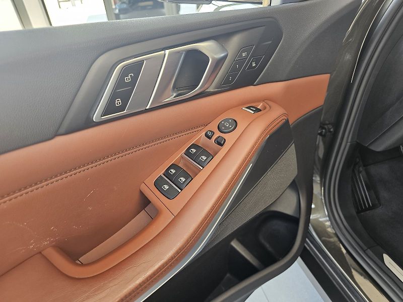 BMW X5 xDrive30d - fotka 12 z 31