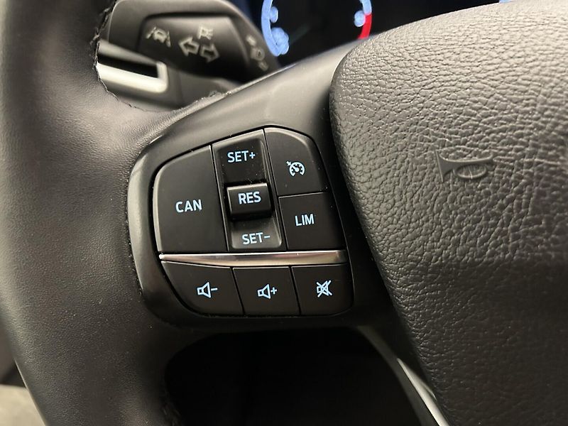 Ford Tourneo Custom 2.0 TDCI - fotka 10 z 27