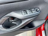 Toyota Yaris 1.5 HEV 130 GR SPORT - náhled 13