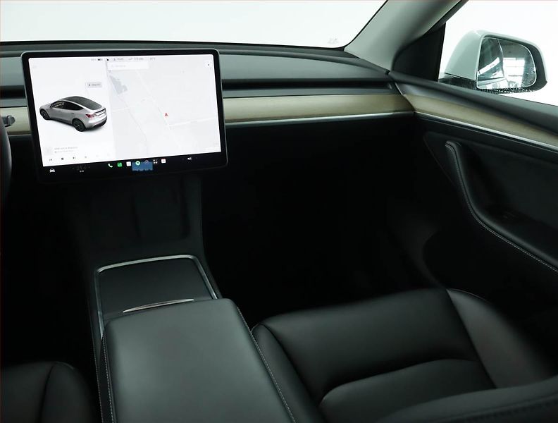Tesla Model Y (2021) Long Range AWD 75kWh, SoH 92% - fotka 8 z 20