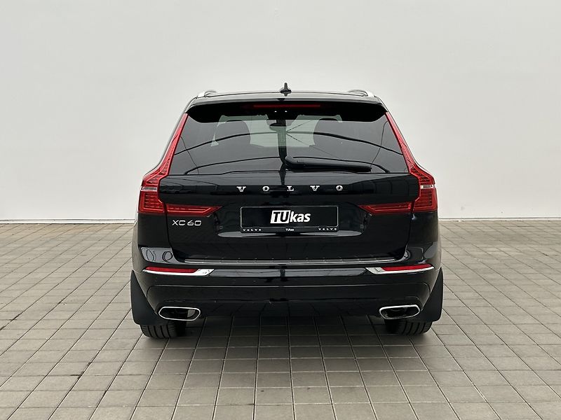 Volvo XC60 2.0 D4 4x4 INSCRIPTION - fotka 4 z 26