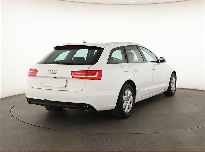 Audi A6 (2014) 3.0 TDI, Automat, Navi, Xenony - fotka 5 z 18