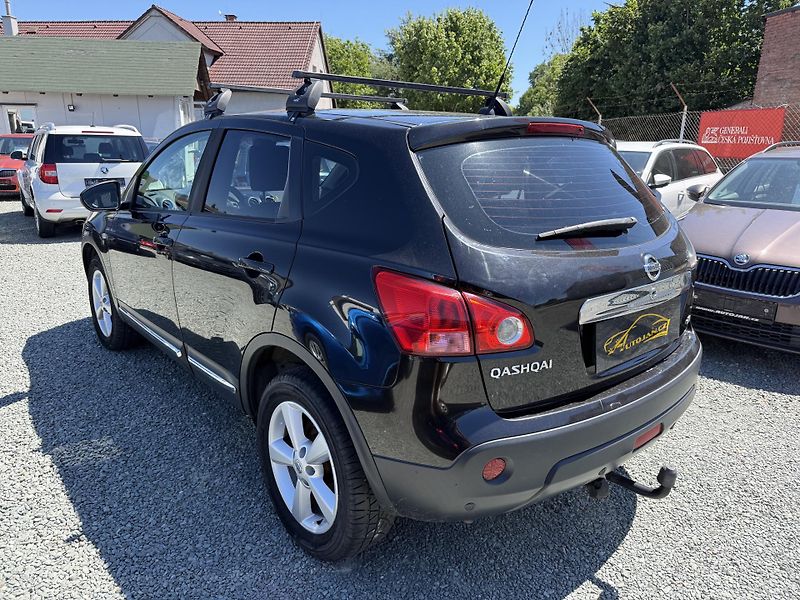 Nissan Qashqai 2.0 DCI 4x4 - fotka 4 z 13