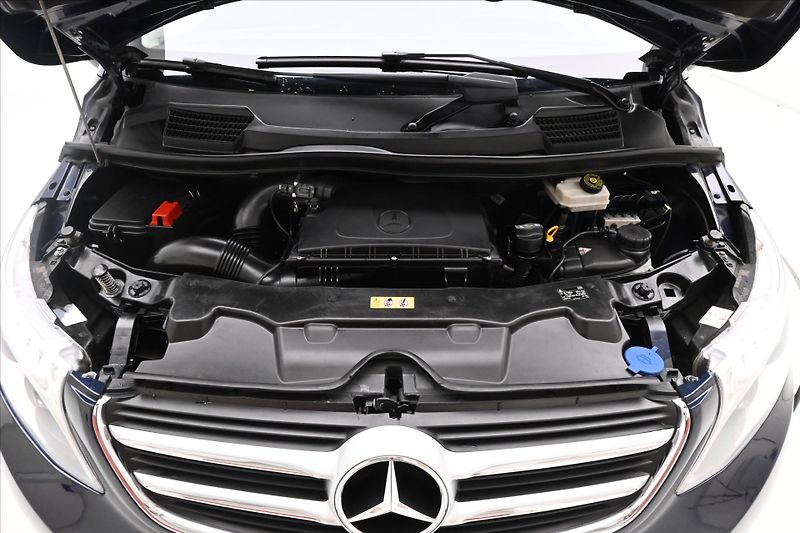 Mercedes-Benz Vito 2,1 116 CDi 120 kW AT7 8míst 4 - fotka 9 z 28