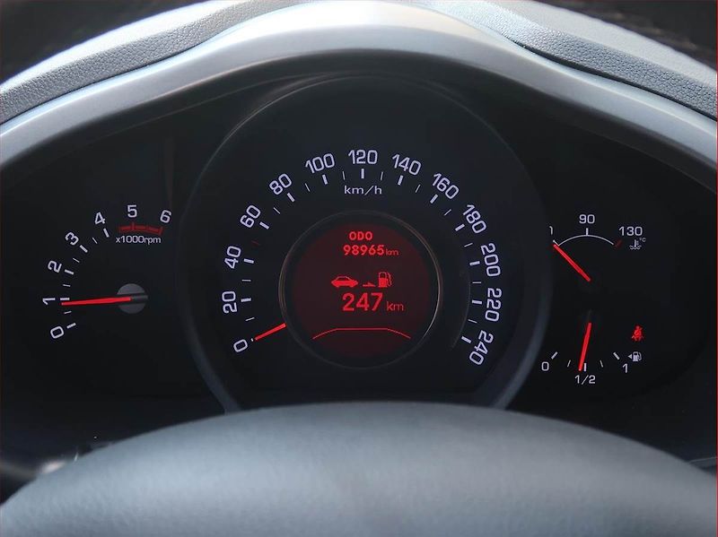Kia Sportage (2012) 1.7 CRDi, Serv.kniha, Tempomat - fotka 11 z 15