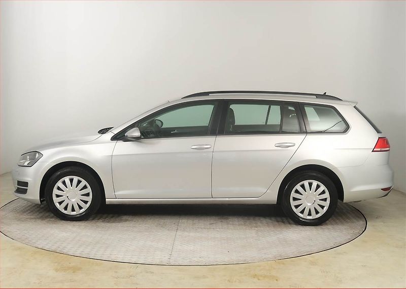 Volkswagen Golf (2015) 1.6 TDI, 4X4, Navi, Tempomat - fotka 3 z 21