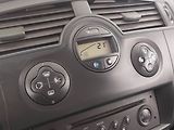 Renault Scénic (2004) 1.6 16V, po STK, Tažné, Klima - náhled 13