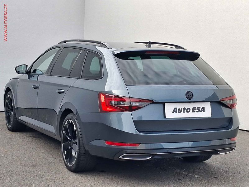 Škoda Superb (2019) 2.0 TDi, Sportline, DSG - fotka 6 z 21