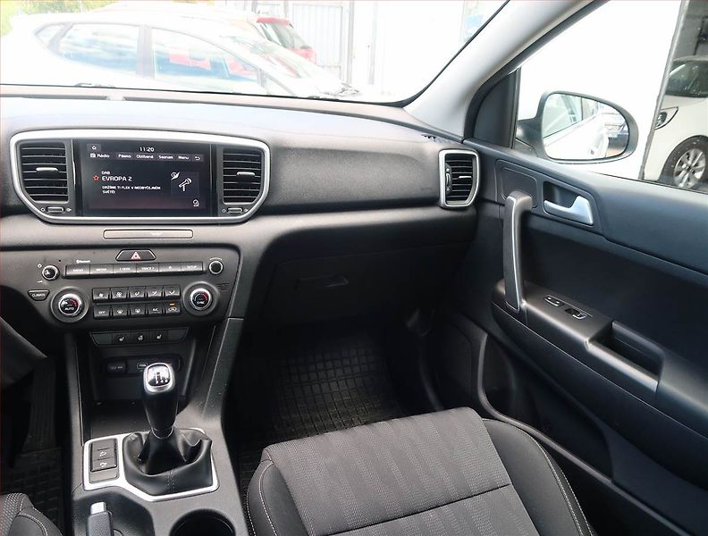 Kia Sportage (2020) 1.6 GDI, Tempomat - fotka 8 z 14