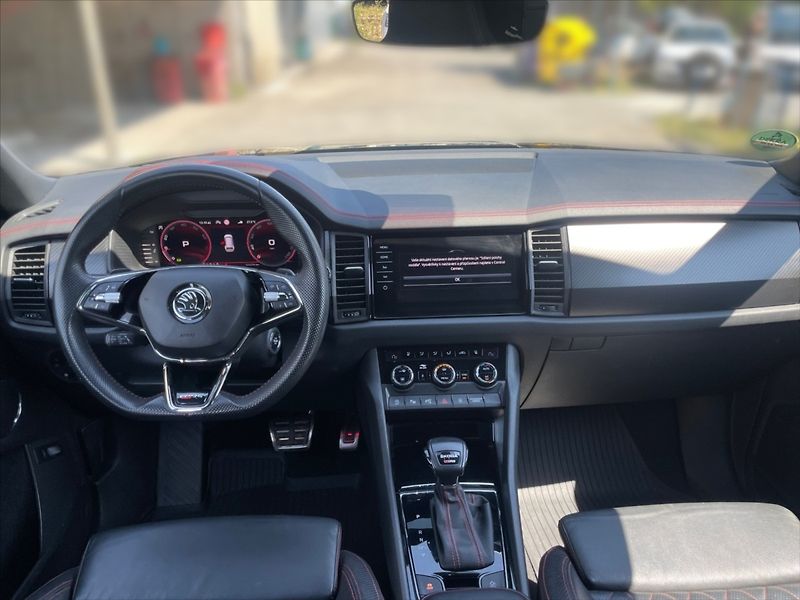 Škoda Kodiaq 2,0 TSI RS 4x4 DSG - fotka 9 z 11