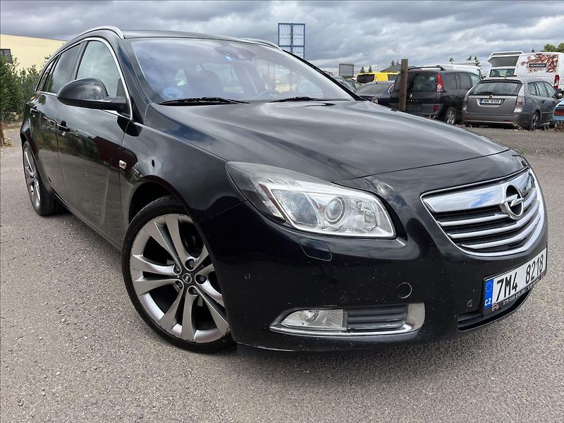 Opel Insignia 2,0 CDTi KLIMA SERVIS ROZVODY - fotka 42 z 44