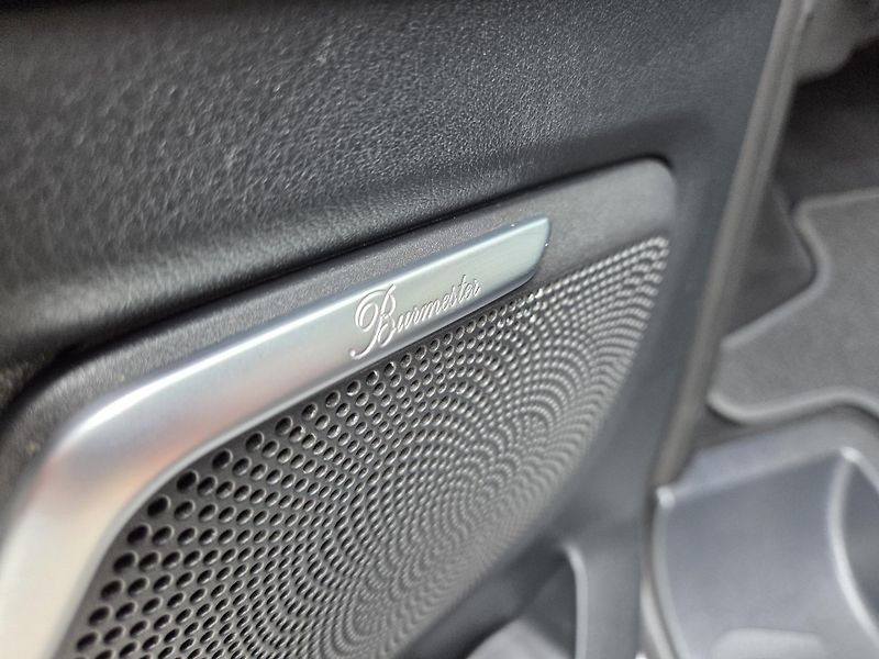 Mercedes-Benz Třídy V (2023) 300d 4M AVG AMG TOPvýbava 1m - fotka 16 z 49