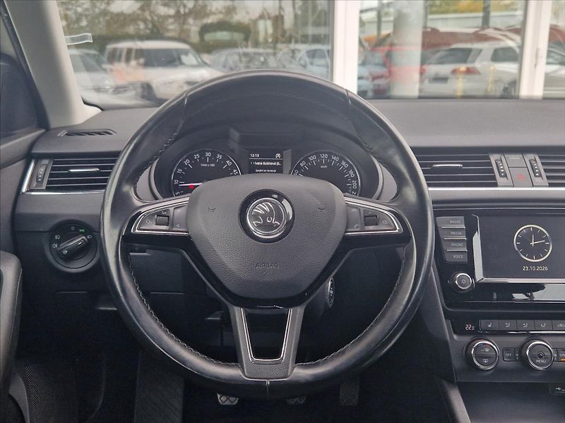 Škoda Octavia 2,0 TDI 110kW TAŽNÉ VÝHŘ. NOSI - fotka 21 z 41