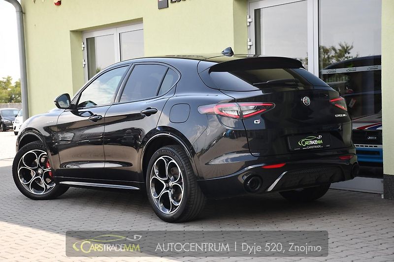 Alfa Romeo Stelvio 2.0T 16V 206kW VELOCE AT8 Q4 - fotka 3 z 44