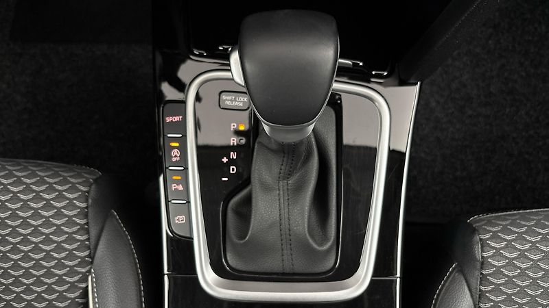 Kia Ceed 1.5 T-GDI AUT Top - fotka 23 z 27