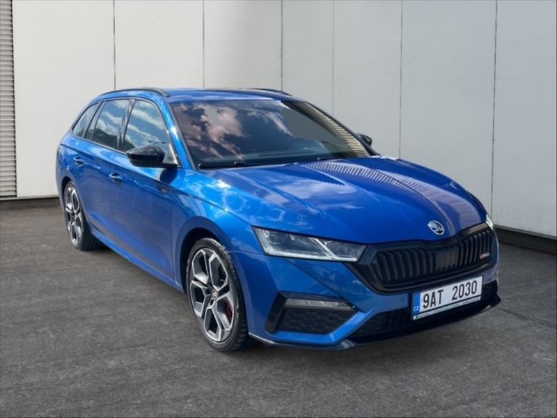 Škoda Octavia 2,0 TSI 180 RS - fotka 1 z 11