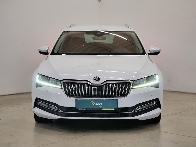 Škoda Superb - fotka 4 z 25
