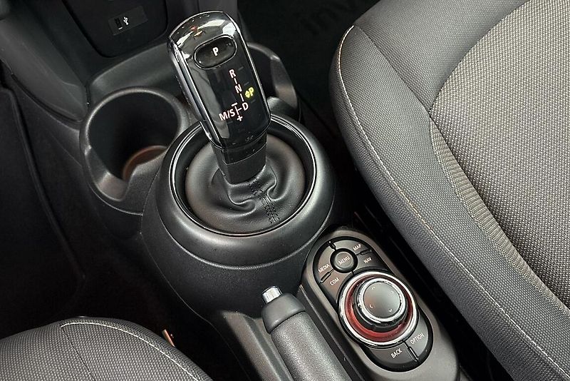 Mini Cooper One 3dvéř. - fotka 19 z 20