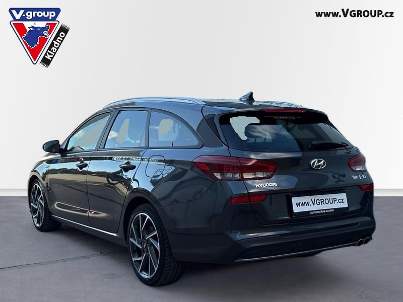 Hyundai i30 (2021) Mild HYB 1.5 TGDi N-line kombi - fotka 3 z 43