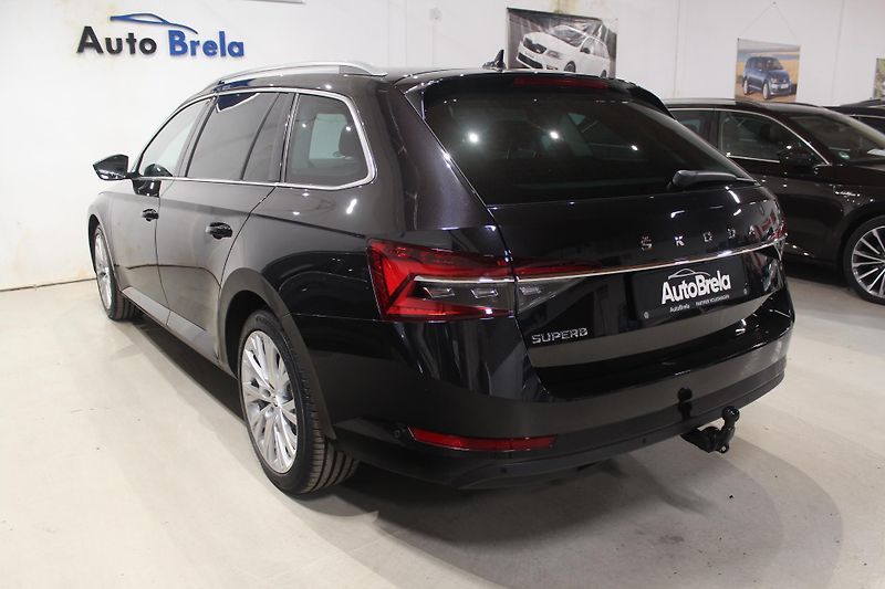 Škoda Superb (2022) 2.0TDI DSG Style Display Nez.T - fotka 9 z 45