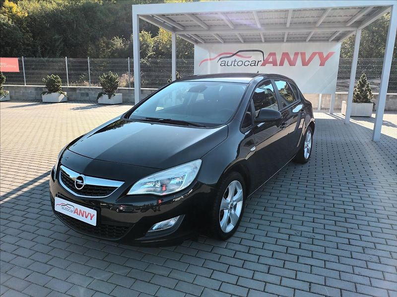 Opel Astra 1,6 i,85KW,KLIMA,PARKING - fotka 9 z 42