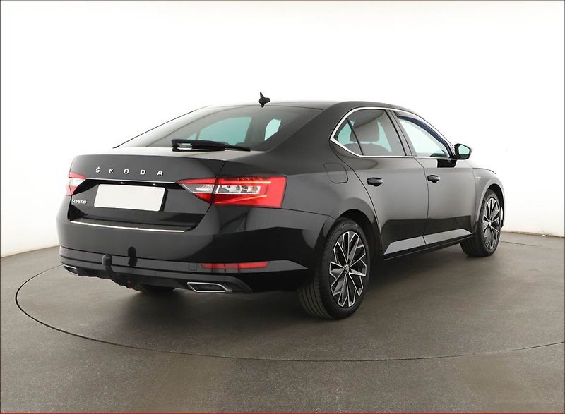 Škoda Superb (2020) 2.0 TDI - fotka 5 z 18