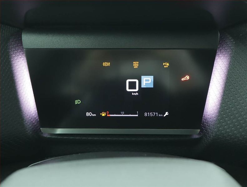Citroën C4 X (2023) 1.2 PureTech, Automat, ČR - fotka 11 z 16