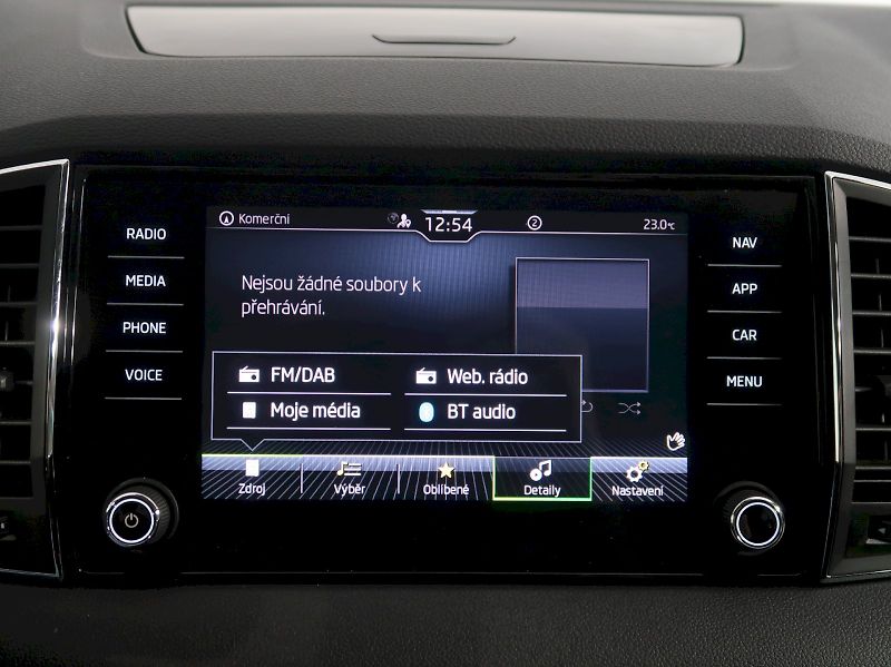 Škoda Karoq (2022) STYLE 2.0TDI 85KW TAŽNÝ - fotka 25 z 40