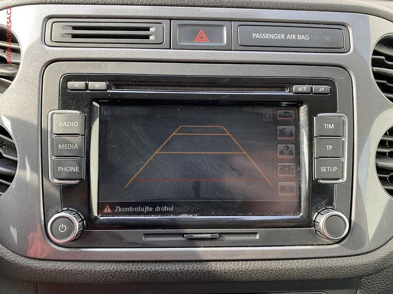 Volkswagen Tiguan (2012) 2.0TDi, ČR, Trend&Fun, TZ - fotka 17 z 17
