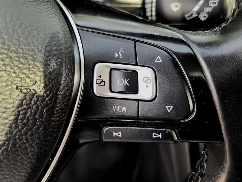 Volkswagen Touran 1,5 Již není k dispozici - fotka 22 z 50