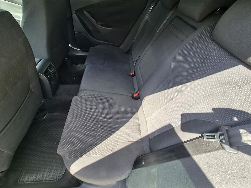 Volkswagen Passat Variant 1,9 TDI CONF - fotka 7 z 12