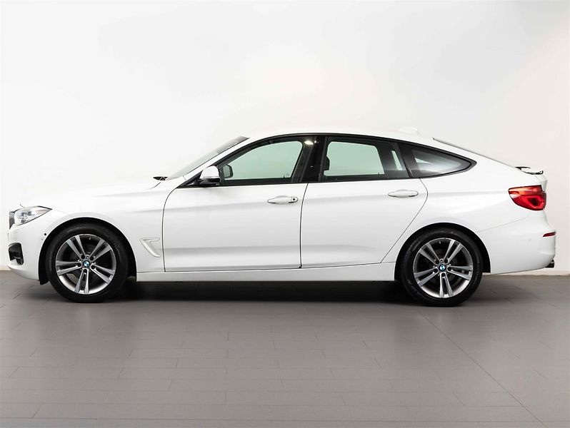 BMW Řada 3 320d xDrive Gran Turismo - fotka 3 z 6
