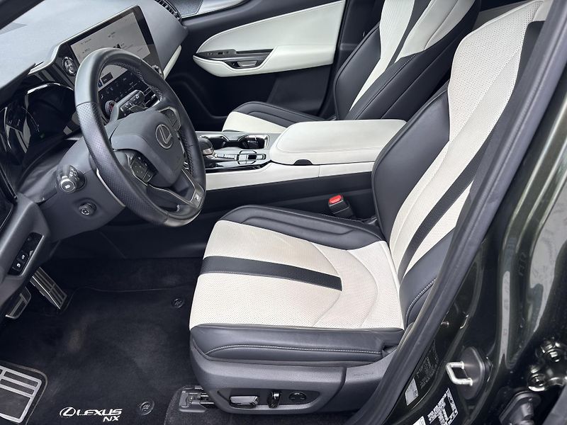 Lexus NX 350h (2024) 2.5HSD, 4x4, F-Sport top, ČR - fotka 9 z 21