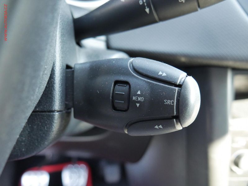 Peugeot 207 (2010) 1.4i, ČR, AC - fotka 14 z 14