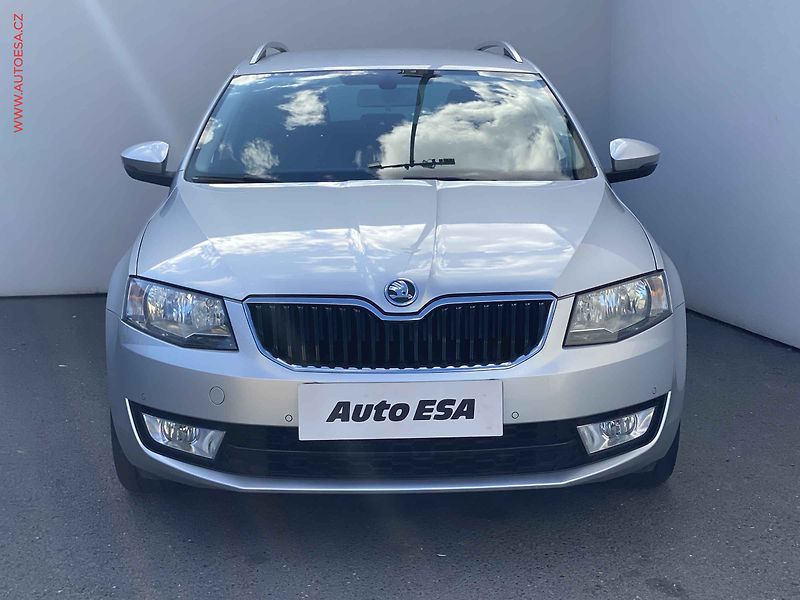 Škoda Octavia (2013) 1.4 TSi, Ambition - fotka 2 z 17