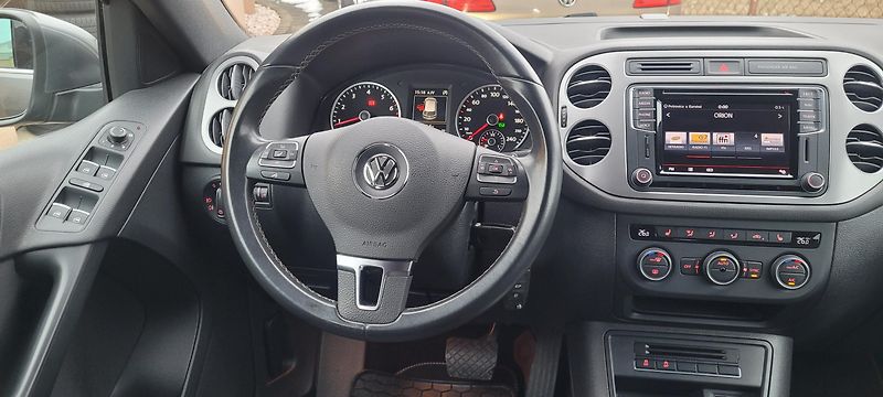Volkswagen Tiguan (2016) 1,4TSi110kW DSG R-Line BiXenon - fotka 20 z 39