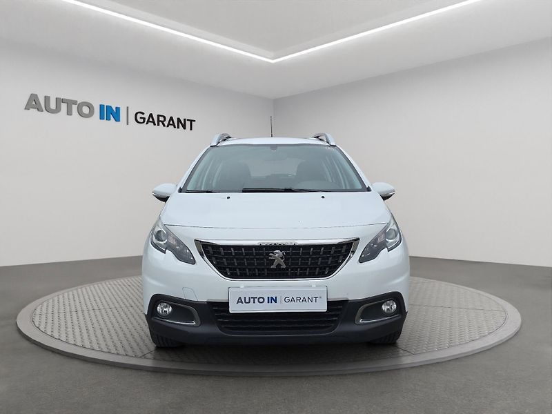 Peugeot 2008 (2018) 1.2i 61kW, Aut. klima, ČR, Taž - fotka 2 z 24