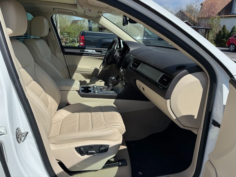 Volkswagen Touareg (2015) 3,0 TDI  193 KW Rline - fotka 29 z 35