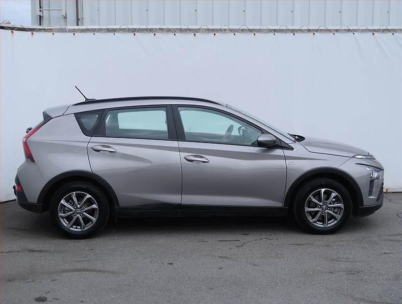 Hyundai Bayon (2022) Comfort Club 1.2 i, Serv.kniha - fotka 6 z 19