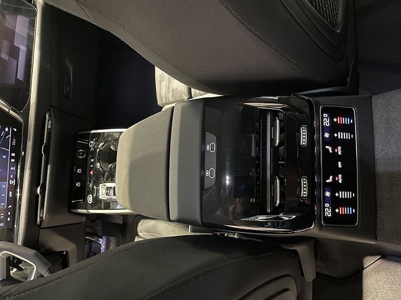 Audi A6 TDI quattro 360 NezTop Matrix - fotka 11 z 17