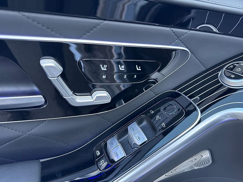 Mercedes-Benz Třídy S 400d 4MATIC - fotka 16 z 23