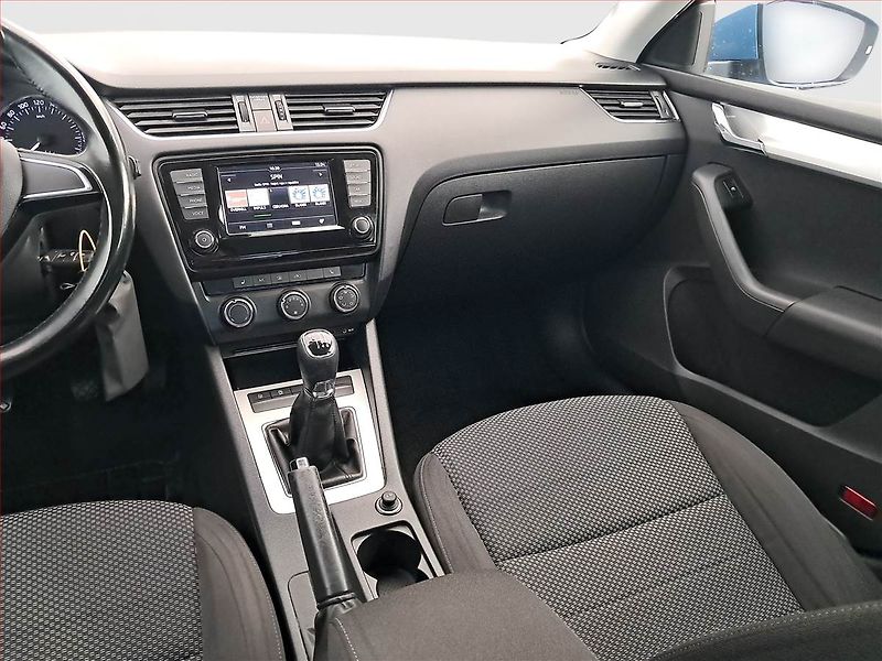 Škoda Octavia (2016) Ambition Plus 1.4 TSI - fotka 8 z 15
