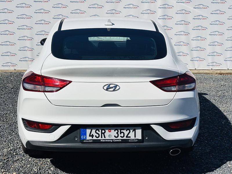 Hyundai i30 (2019) 1.4T-GDi, 103kW, ČR, automat - fotka 4 z 12