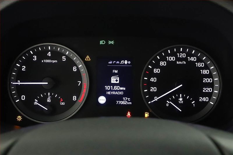 Hyundai Tucson (2017) 1.6 T-GDI, ČR,1.maj - fotka 9 z 14